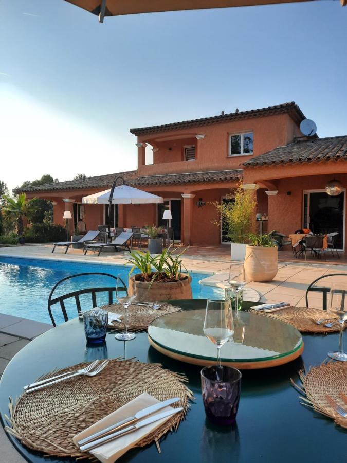 Villa Catharina ลอร์เกส ภายนอก รูปภาพ