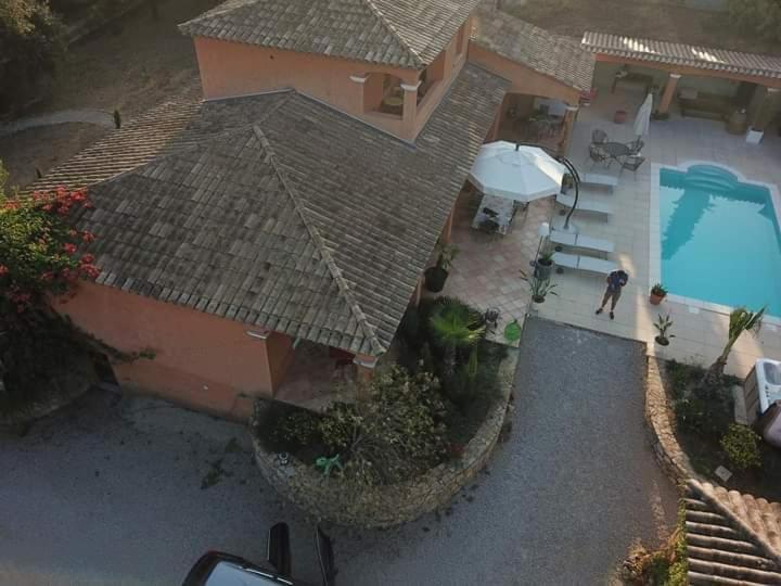 Villa Catharina ลอร์เกส ภายนอก รูปภาพ